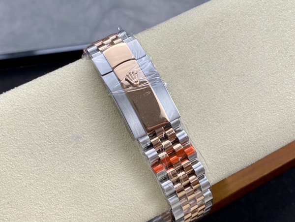 激安ロレックス着用イメージ